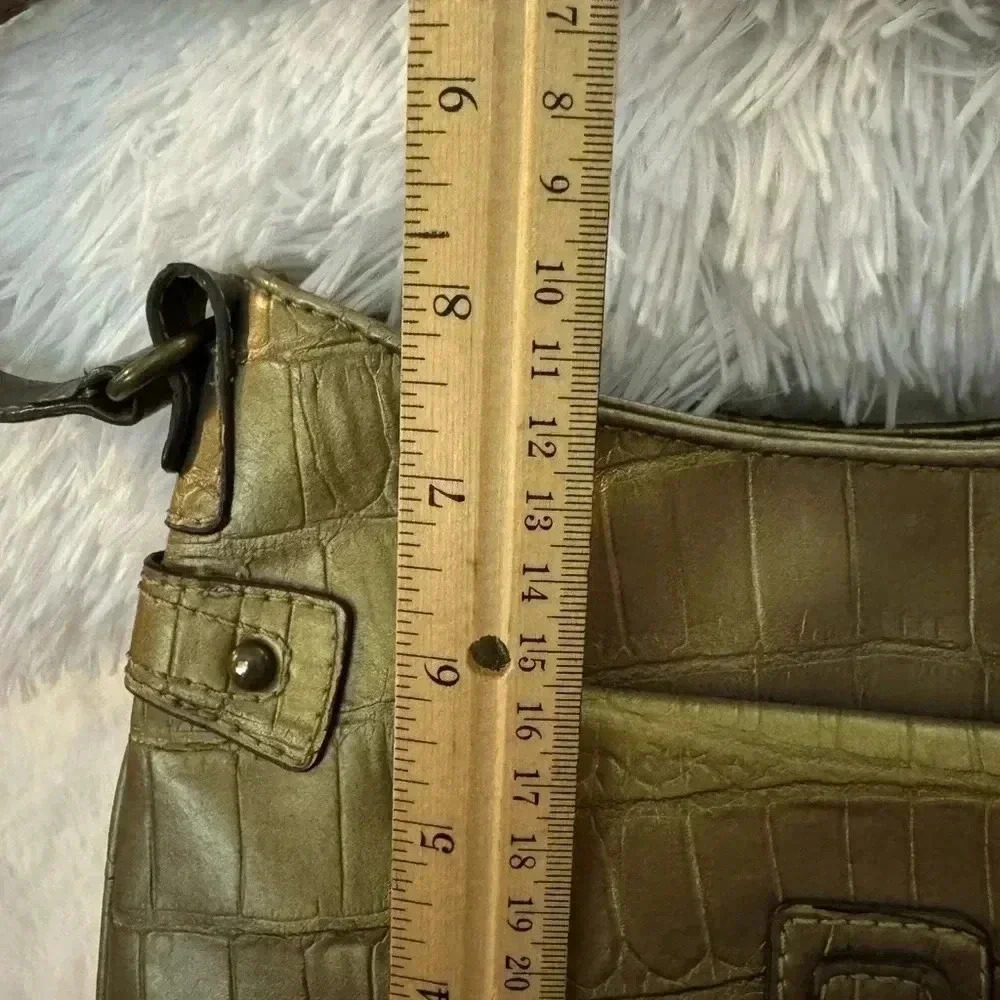 Vintage Y2K Gold Metallic Nine Purse Mobwife Faux croc Handbag Shoulder bag EUC - Picture 13 of 14